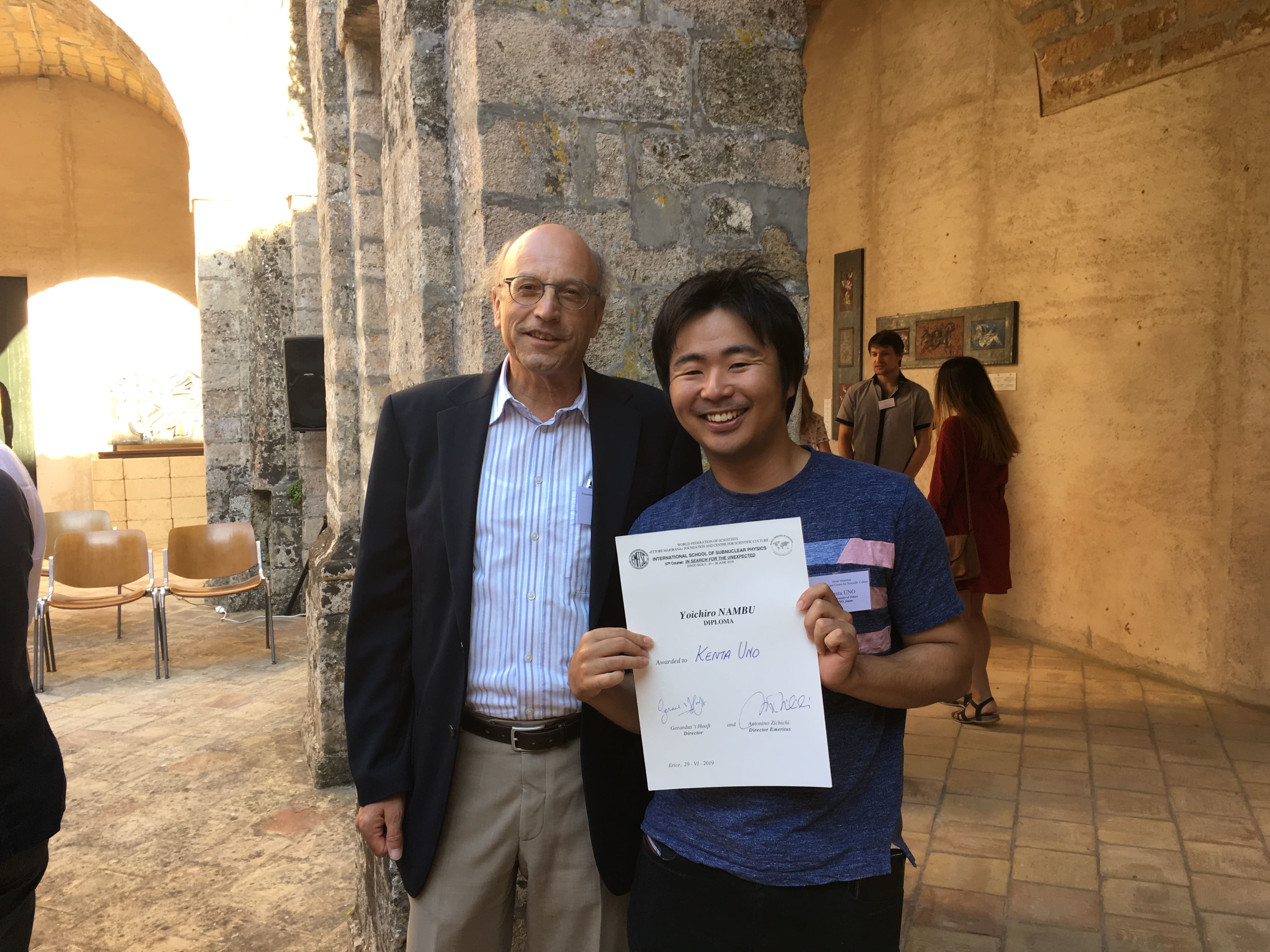 宇野健太さんがINTERNATIONAL SCHOOL OF SUBNUCLEAR PHYSICS